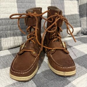 Sperry Topsider Huntley Boots.